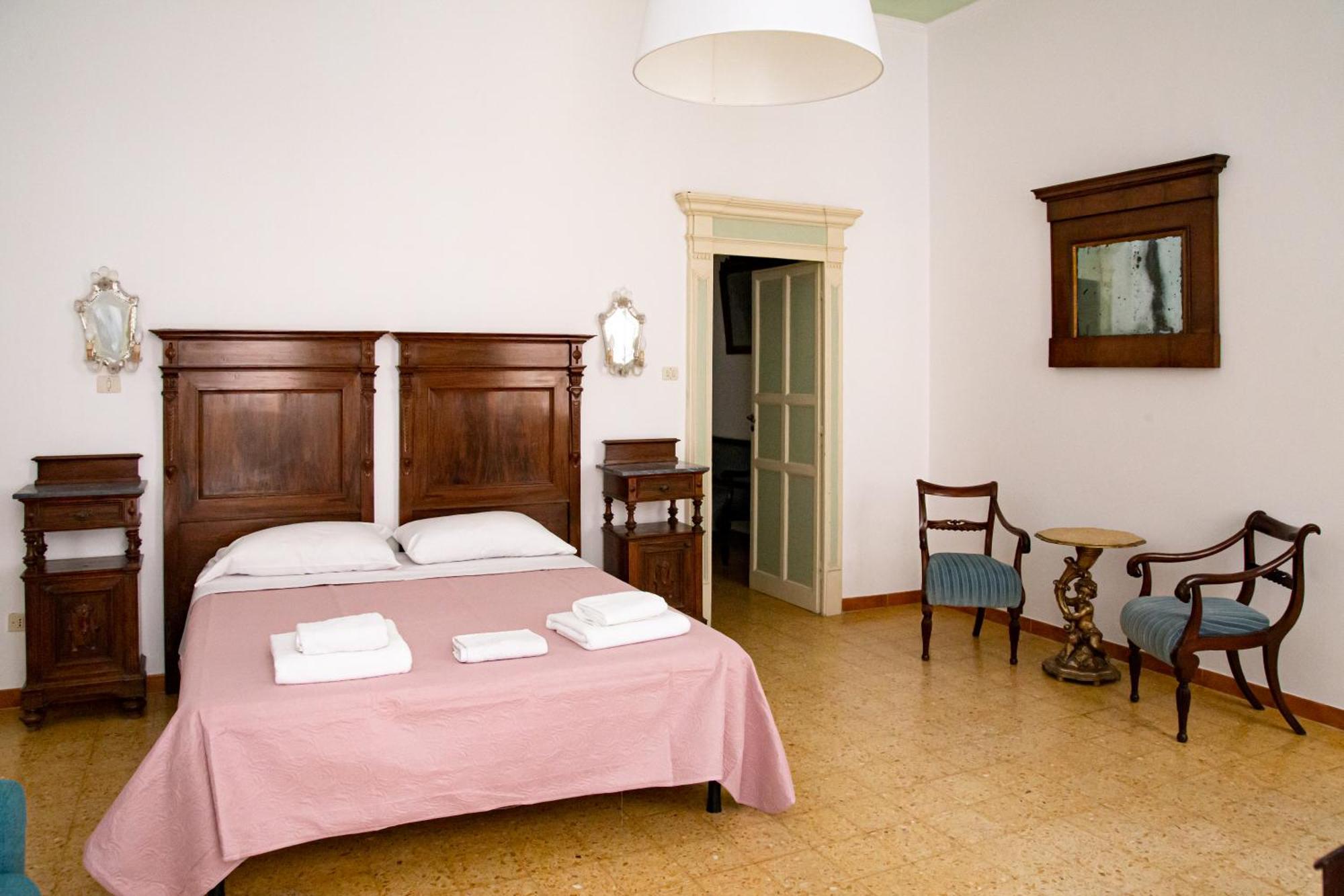 Honore De Balzac Alghero Exteriör bild