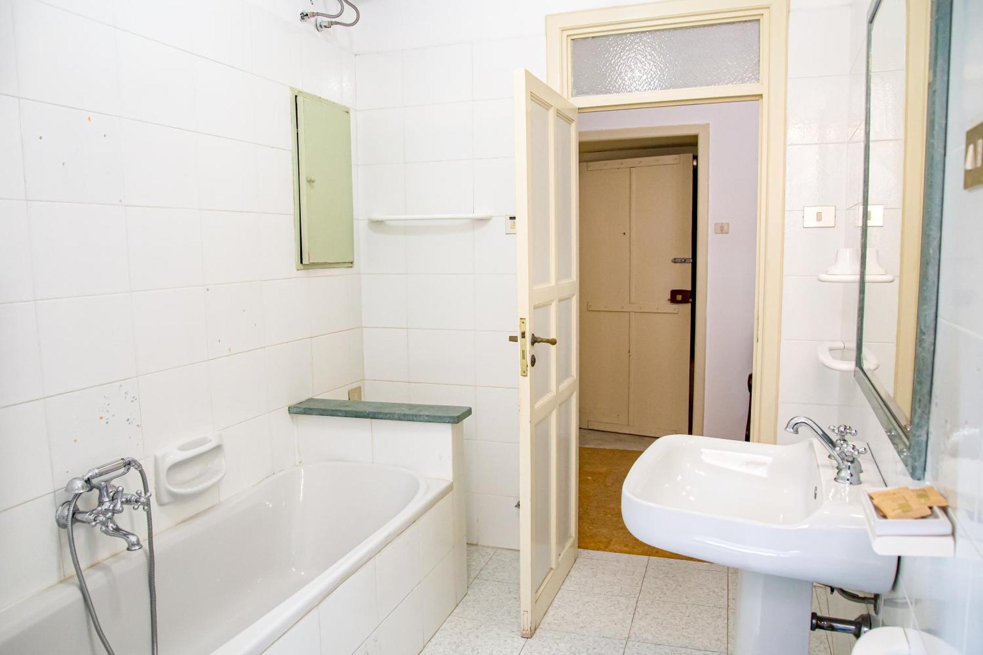 Honore De Balzac Alghero Exteriör bild