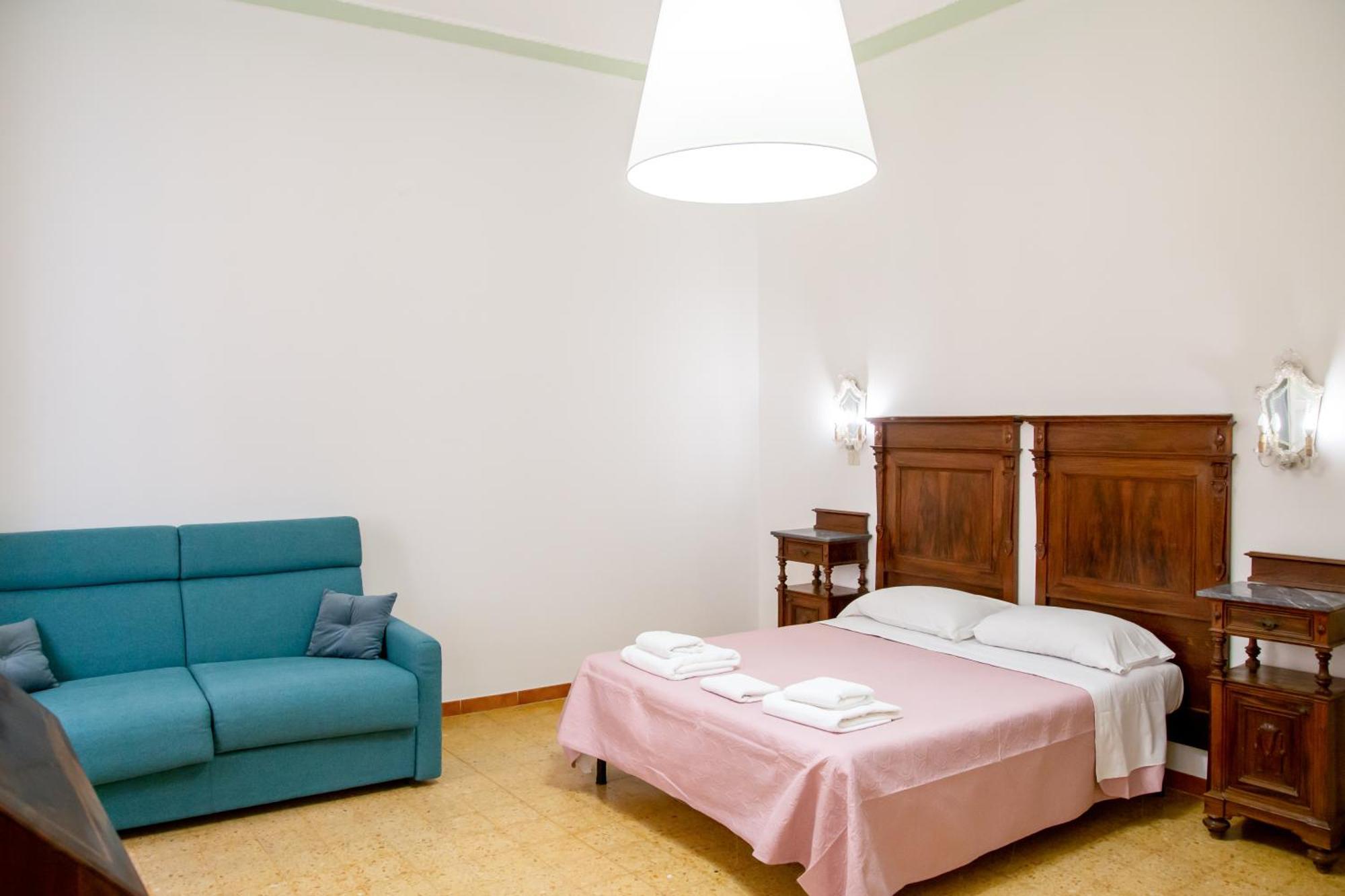 Honore De Balzac Alghero Exteriör bild